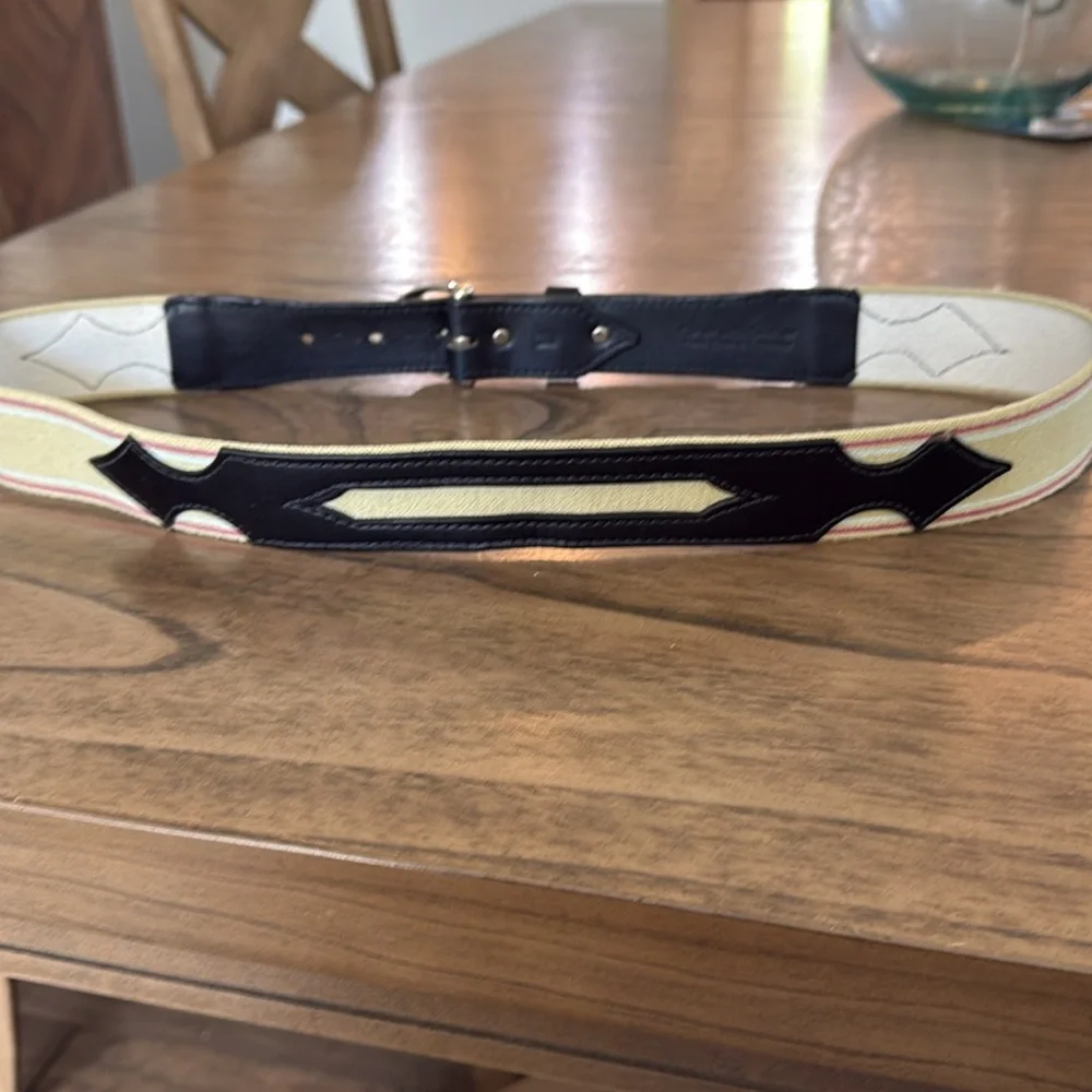 Belt Clever with leather hand‎ made in Kentucky Western Medium